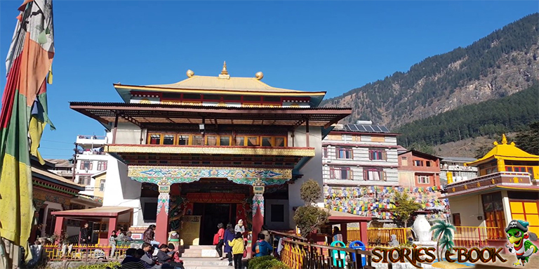 हिमालयन निंगमापा बौद्ध मंदिर (Himalayan Nyingmapa Buddhist Temple) -storiesebook